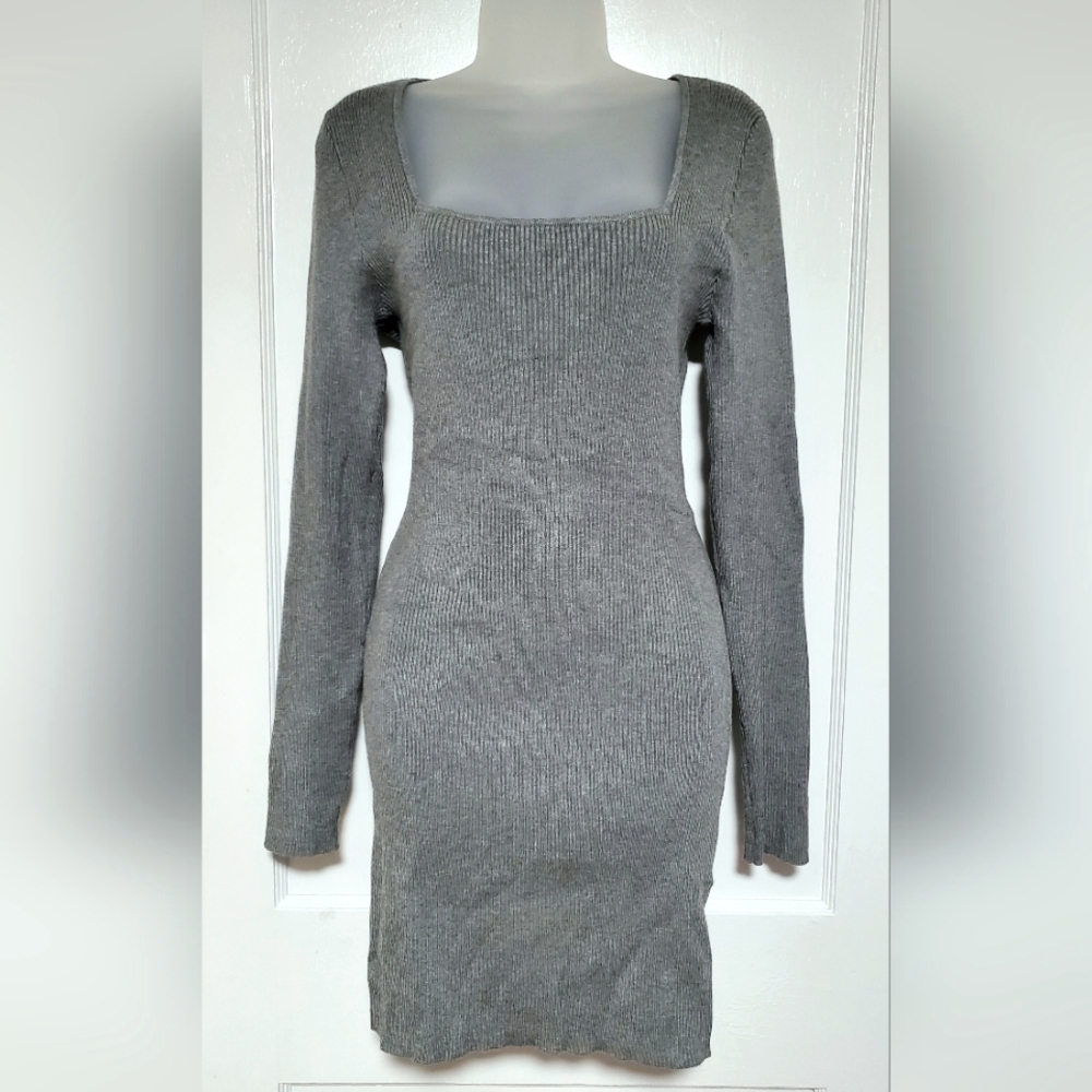 🆕️ BAR III gray ribbed sweater dress, sz L